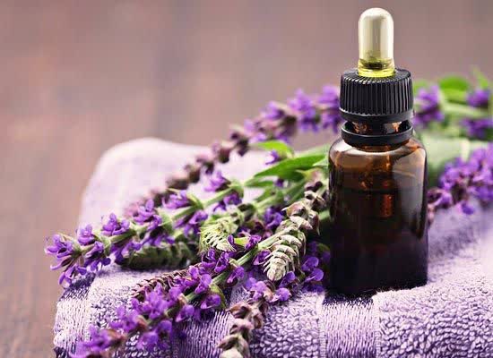 خواص روغن اسطوخودوس برای پوست و نحوه استفاده